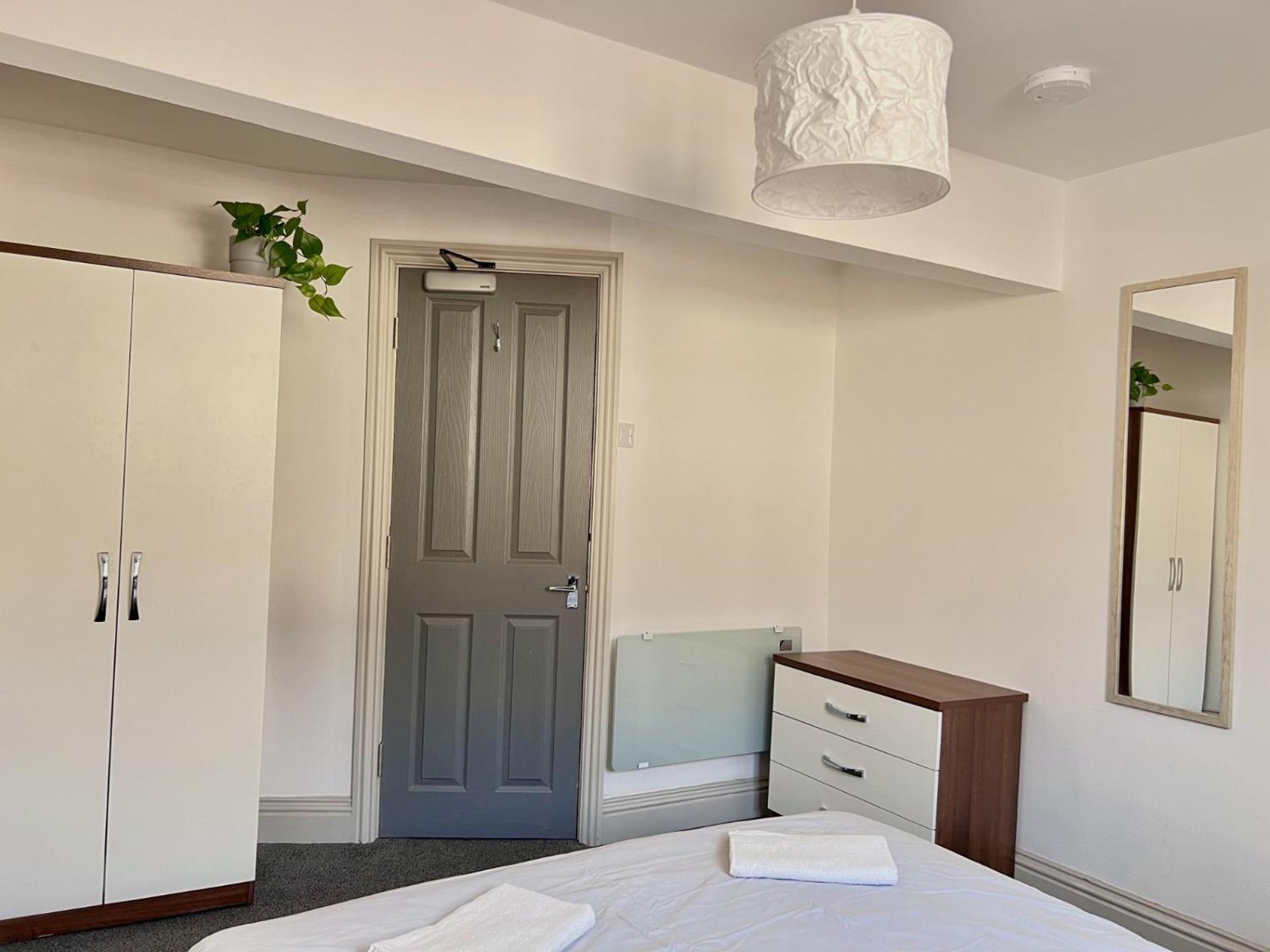Apartment 6 黑潭 外观 照片